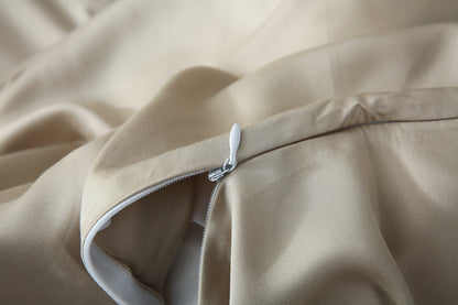 מצעי במבוק סאטן בצבע חול זהוב