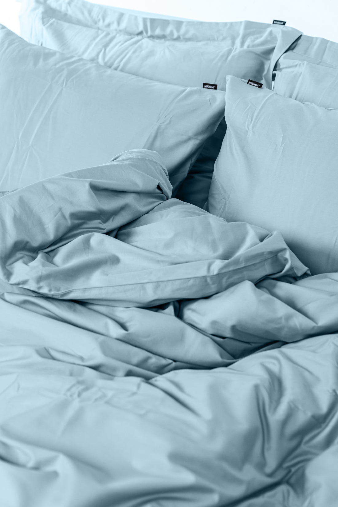 מצעים 100% כותנה סאטן בצבע כחול בהיר מעושן