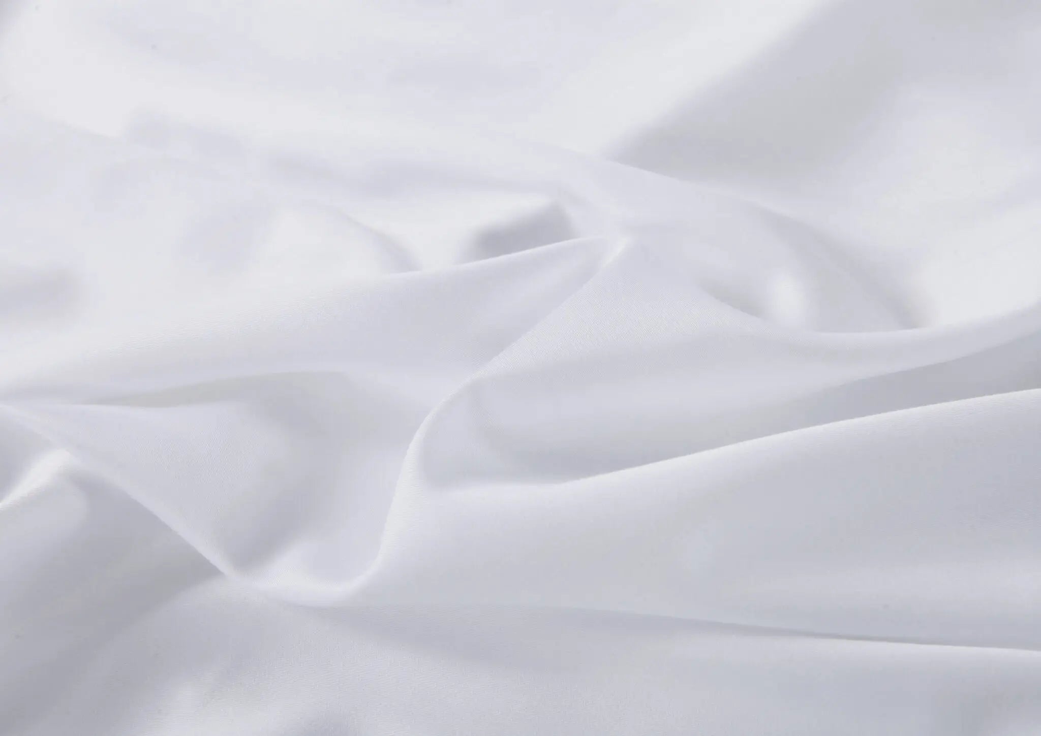 מצעי במבוק סאטן בצבע לבן מושלם