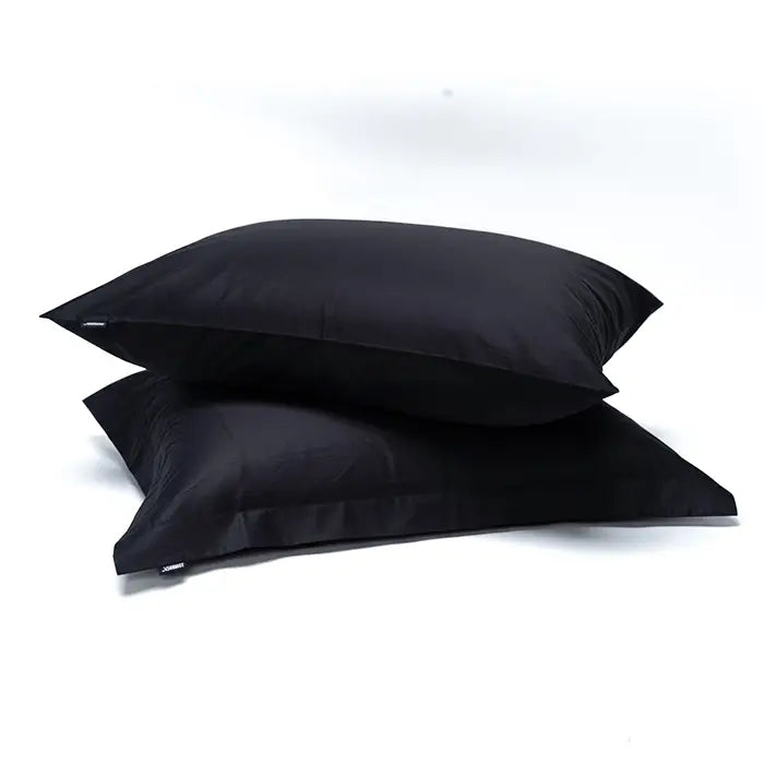 מצעים למיטה וחצי - כותנה סאטן | שחור