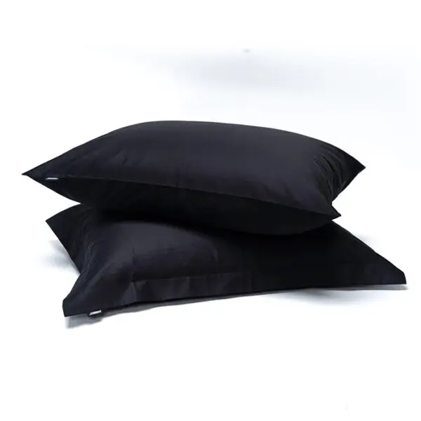 זוג ציפיות לכרית בצבע שחור מבית נינואה